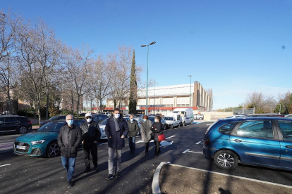 El Ayuntamiento de Valladolid concluye la construcción de un nuevo aparcamiento de 43 plazas en el bario de La Rondilla.- ICAL