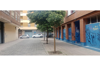 Calle Pozo de Valladolid en la que fue encontrada la pistola real. -E.M.