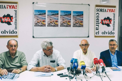 La plataforma Soria Ya informa sobre las próximas movilizaciones para reivindicar la construcción de la Autovía del Duero (A-11).-Ical