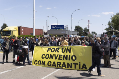 Protestas de trabajadores de la fábrica de Michelin. PHOTOGENIC