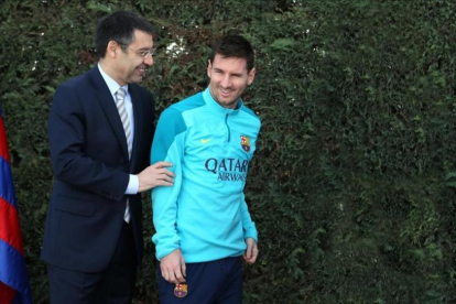 Bartomeu y Messi, en la ciudad deportiva del Barcelona-FC BARCELONA