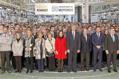 Celebración de los 50 años Renault. Herrera con De Los Mozos y Óscar Puente en noviembre de 2015. - LOSTAU