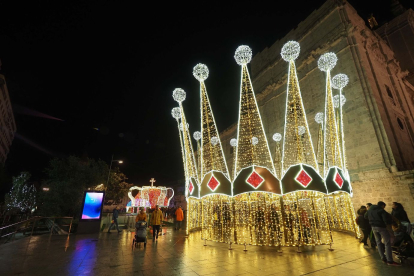 Encendido de las luces de Navidad en Valladolid.- ICAL