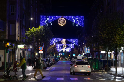 Encendido de las luces de Navidad en  la calle Soto de Valladolid.- PHOTOGENIC