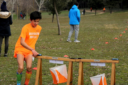 Cuarta jornada de la competición de Orientación de los Juegos Escolares en el Parque de las Contiendas. / M. ÁLVAREZ