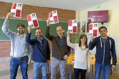 Manso, Fones, Olaizola, Andrés, y Poza ayer, en la presentación del quinto aniversario de la web ‘rezandovoy.org’.-J.M.LOSTAU