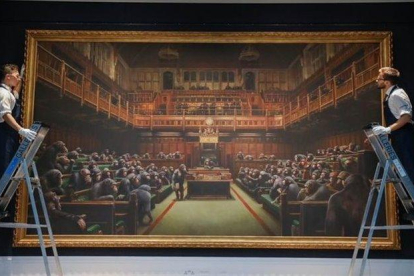 Pintura el ‘Parlamento involucionado’ del artista Banksy.-EUROPA PRESS