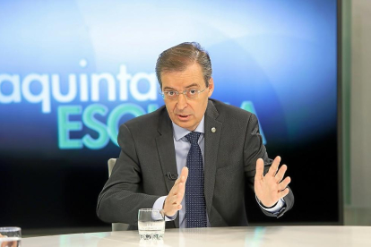 Germán Barrios durante ‘La Quinta Esquina’, programa emitido en La 8 Valladolid.-J. M. LOSTAU