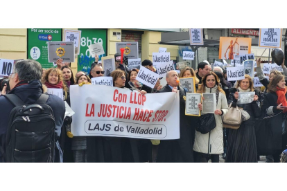Letrados de Justicia de Castilla y León el pasado 24 de enero en Madrid, inicio de la huelga indefinida. -E.M.