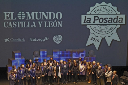 Foto de familia de los Premios La Posada 2019