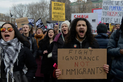 Protestas en Nueva York contra la detención masiva de inmigrantes ilegales en EEUU.-STEPHANIE KEITH