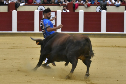 Concurso de Cortes de Valladolid.- JOSÉ SALVADOR