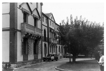 Colegio de la Asunción, sede actual de la Consejería de Presidencia de la Junta de Castilla y León, en 1983 .-ARCHIVO MUNICIPAL DE VALLADOLID