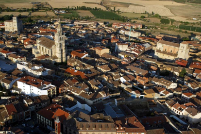 Vista panorámica de Medina de Rioseco.-ICAL