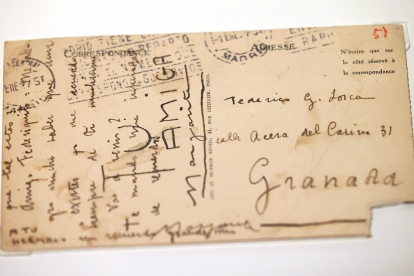 Postal enviada por Margarita Manso desde Madrid a su amigo “Federiquito” García Lorca el 1 de enero de 1927.- ICAL