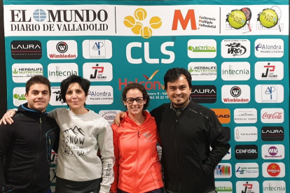 Daniel Rebollar, Mercedes Rodríguez, Solana Zárate y Matías Penovi.