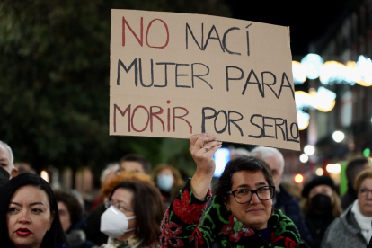 Manifestación del 25-N por las calles de Valladolid.- ICAL