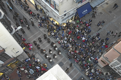 Fotografías tomadas por los drones de la Policía Municipal de Valladolid. Una de las procesiones de Semana Santa.- E. M.