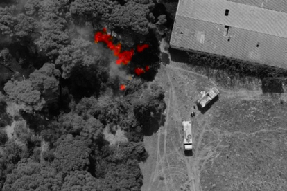 Fotografías tomadas por los drones de la Policía Municipal de Valladolid. Visión térmica de un incendio- E. M.