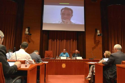 Comparecencia de Falciani por videoconferencia en la 'comisión Pujol'.-Foto: FERRAN SENDRA