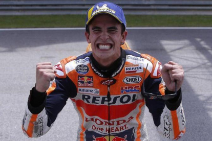 Marc Márquez (Honda) muestra su felicidad tras ganar en Malasia.-REPSOL MEDIA / JAIME OLIVARES
