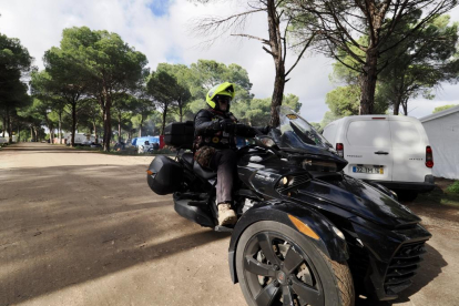 Llegan los primeros motoristas a la 24º concentración Motauros en Tordesillas. PHOTOGENIC.