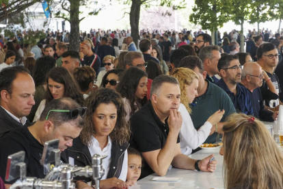 Imágenes de las casetas regionales en las fiestas de Valladolid. PHOTOGENIC