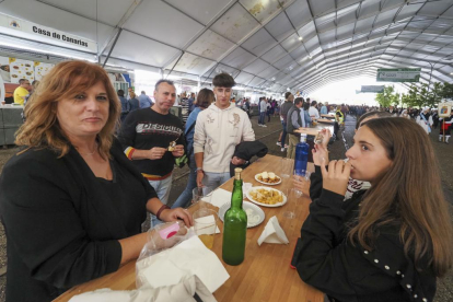 Imágenes de las casetas regionales en las fiestas de Valladolid. PHOTOGENIC