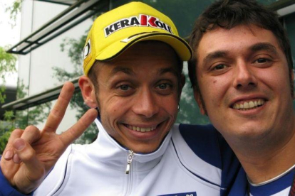 Valentino Rossi y Uccio Salucci, en una imagen de hace ya varios años.-EMILIO PÉREZ DE ROZAS