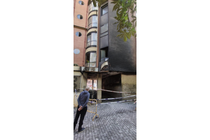 Incendio en el bar Bambú de Valladolid.- E. M.