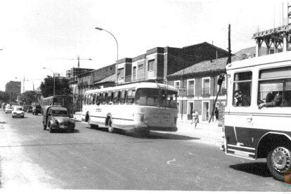 Vista de la calle San Isidro hacia la Plaza Circular en el barrio de la Circular. ARCHIVO MUNICIPAL