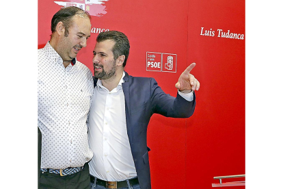 Javier Gómez Potente y Luis Tudanca, ayer en Tudela de Duero.-ICAL