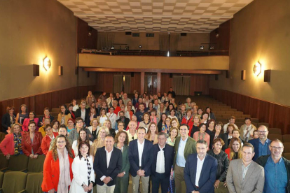 El presidente de la Diputación de Valladolid, Conrado Íscar, asiste a los actos de celebración del Día Internacional de la Mujer Rural. -ICAL