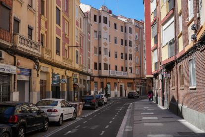 Calle Nicolás Salmerón en el barrio de la Circular. J.M. LOSTAU