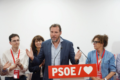 El candidato socialista a la alcaldía de Valladolid, Óscar Puente, tras el resultado electoral. -ICAL