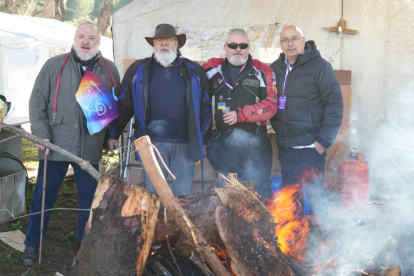 Miembros de Moto Club Laguna en la concentración motera de Pingüinos en la Antigua Hípica del Pinar de Antequera - J.M. LOSTAU