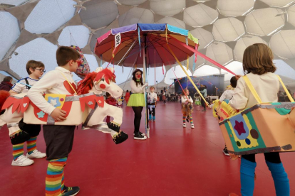 Carnavales infantiles en la cúpula del Milenio. -PHOTOGENIC