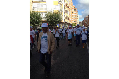 Etapa 1: León - Mansilla de las Mulas Ganaderos del sector lácteo durante el primer día de marcha.