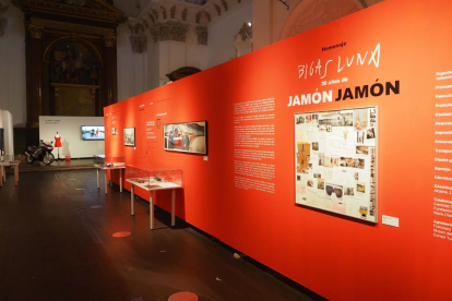 Exposición de 'Jamón, Jamón' de Bigas Luna en Las Francesas. -PHOTOGENIC