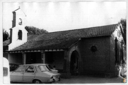 Iglesia de San Antonio de Padua en el Pinar de Antequera en los años 70.- ARCHIVO MUNICIPAL VALLADOLID
