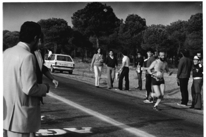 II Maratón San Mateo en el Pinar de Antequera en 1981.- ARCHIVO MUNICIPAL VALLADOLID