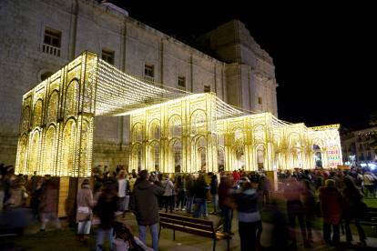 Iluminación de Navidad en el centro de Valladolid - ICAL-