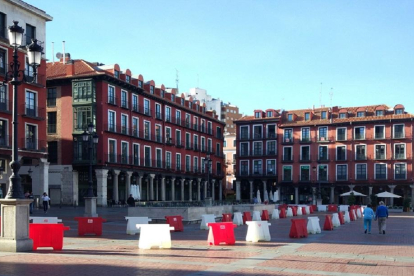 Imagen de la salida del aparcamiento en la Plaza Mayor (Valladolid).-EUROPA PRESS