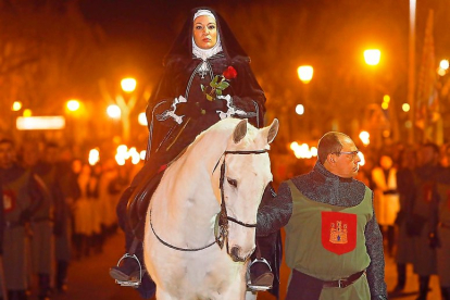 Imagen de archivo de la representación histórica de la llegada de Juana de Castilla a Tordesillas.- ICAL