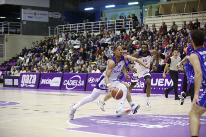 UEMC Real Valladolid Baloncesto - HLA Alicante. / PHOTOGENIC