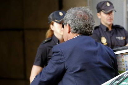 Jordi Pujol Ferrusola, a su llegada a la Audiencia Nacional para declarar ante el juez Pablo Ruz, este lunes.-Foto: JUAN MANUEL PRATS