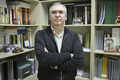 El catedrático de la Universidad de Valladolid, Luis César Herrero. - EM
