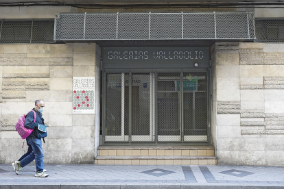 Las galerías Valladolid,antiguas galerías López Gómez,  próximo centro de actividades culturales. - J.M. LOSTAU