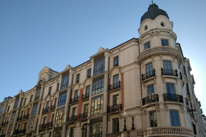 Casa Mantilla de Valladolid desde la calle Miguel Íscar. -AYUNTAMIENTO VLL