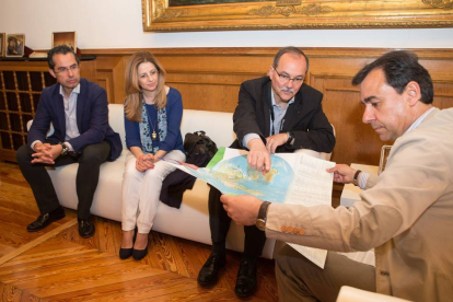 Una delegación de miembros de la Unesco visita la futura Reserva de la Biosfera Transfronteriza Meseta Ibérica en el territorio que abarca la provincia de Zamora, con la finalidad de realizar una valoración de la Candidatura presentada.-ICAL